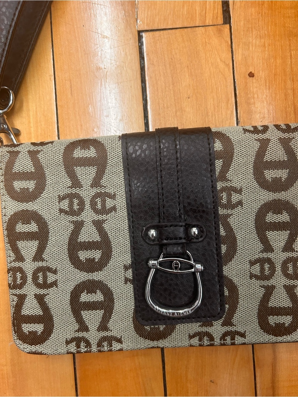Vintage Etienne Aigner Monogram Crossbody Bag Brown Canvas Leather Clutch Y2K - Picture 7 of 14